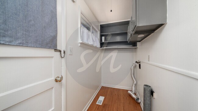 Building Photo - Single Family Home located in Audubon Gardens