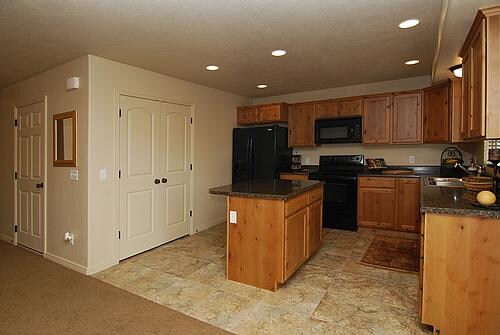 Building Photo - 1869 W 5050 S