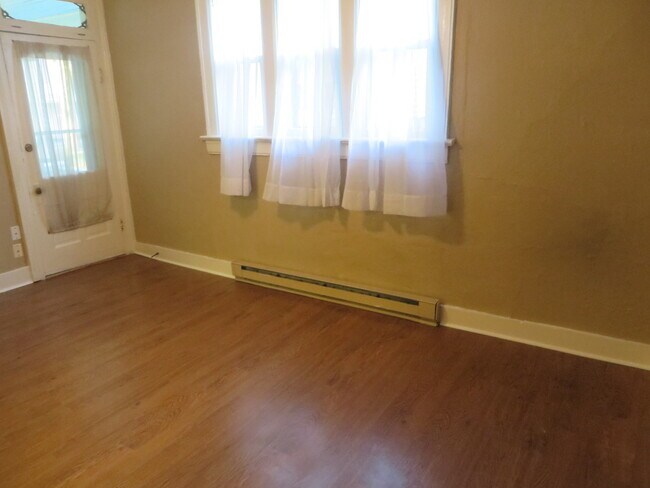 Building Photo - 1125 Wilt St