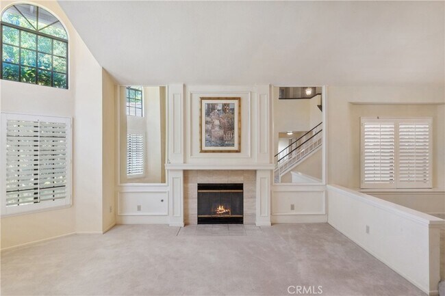 Building Photo - 2655 Victoria Park Dr