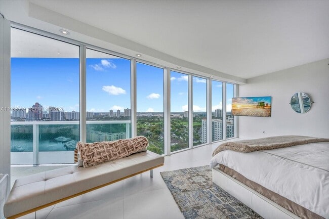 Building Photo - 19955 NE 38th Ct