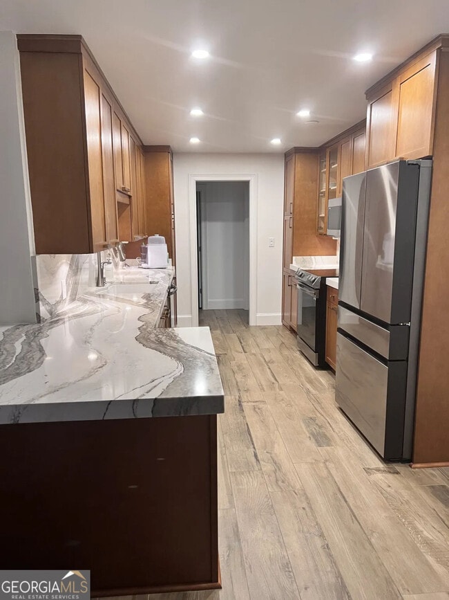 Building Photo - 3530 Piedmont Rd NE