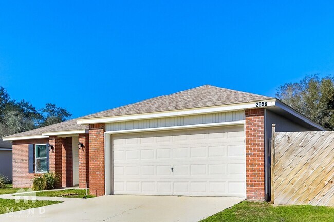 Building Photo - 2558 Glenfield Dr