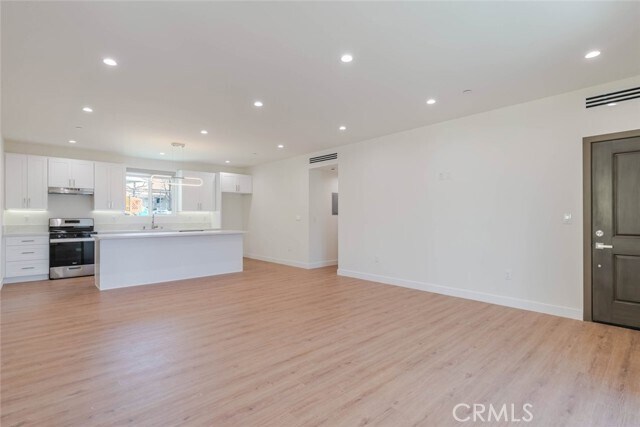 Building Photo - 10232 Tujunga Canyon Blvd