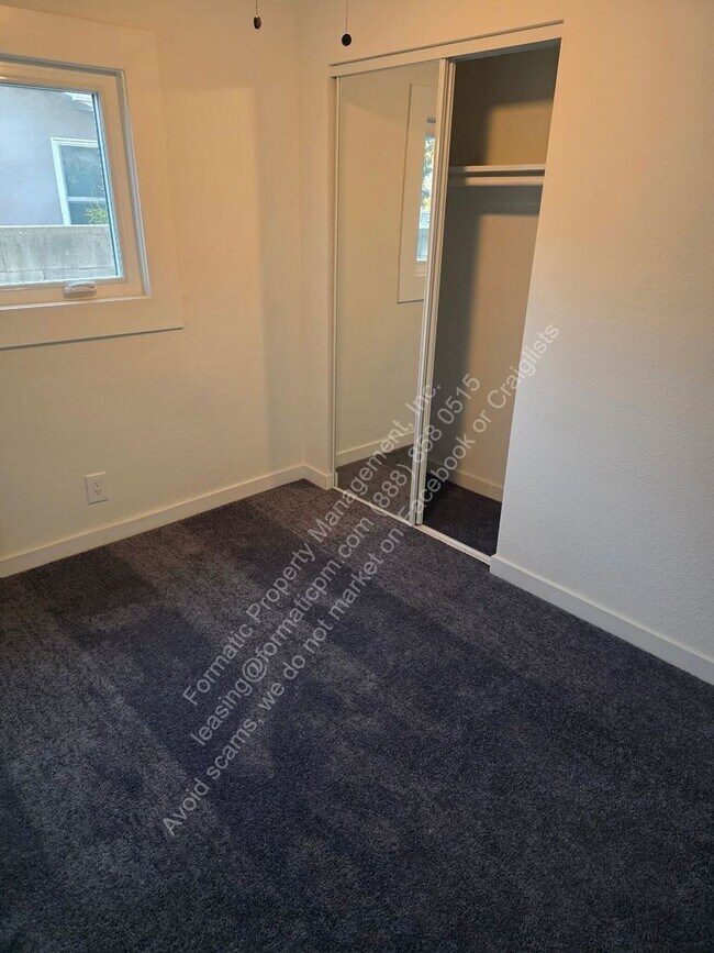 Building Photo - 120 E Century Blvd