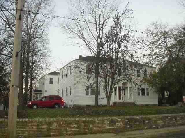 Primary Photo - 427 N Main St