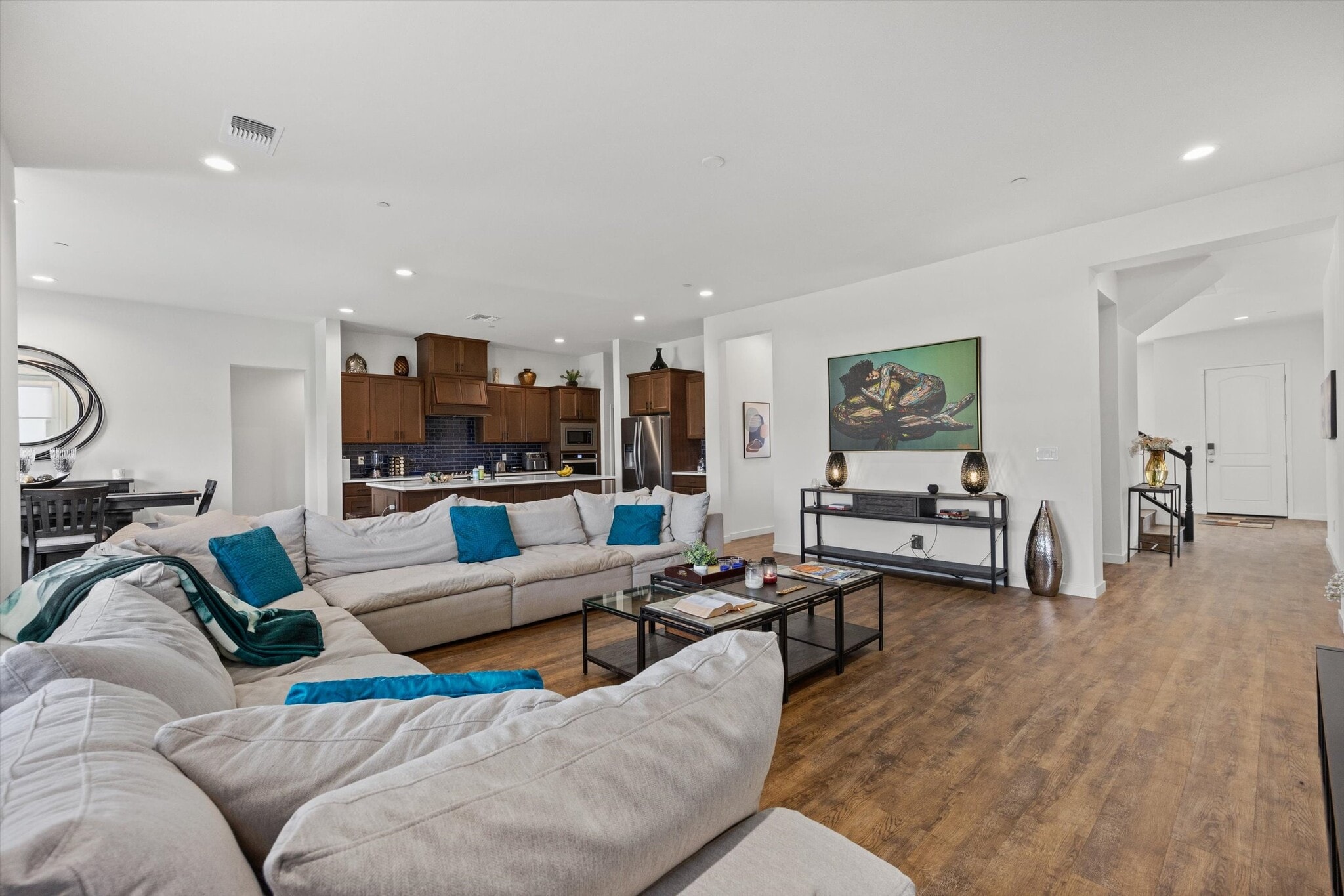 Building Photo - 815 Gilsum Ct