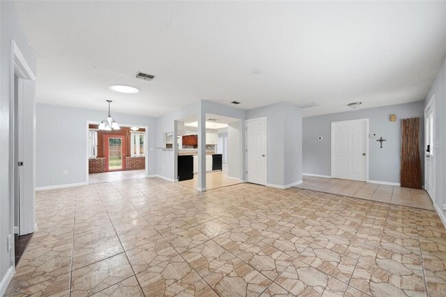 Building Photo - 8334 Crosswicks Dr