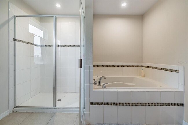 Building Photo - 2073 BRANDING IRON Way