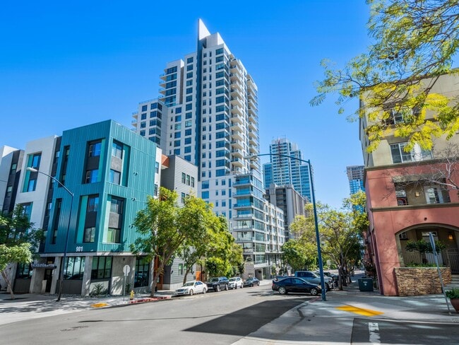 Building Photo - 1441 9th Ave