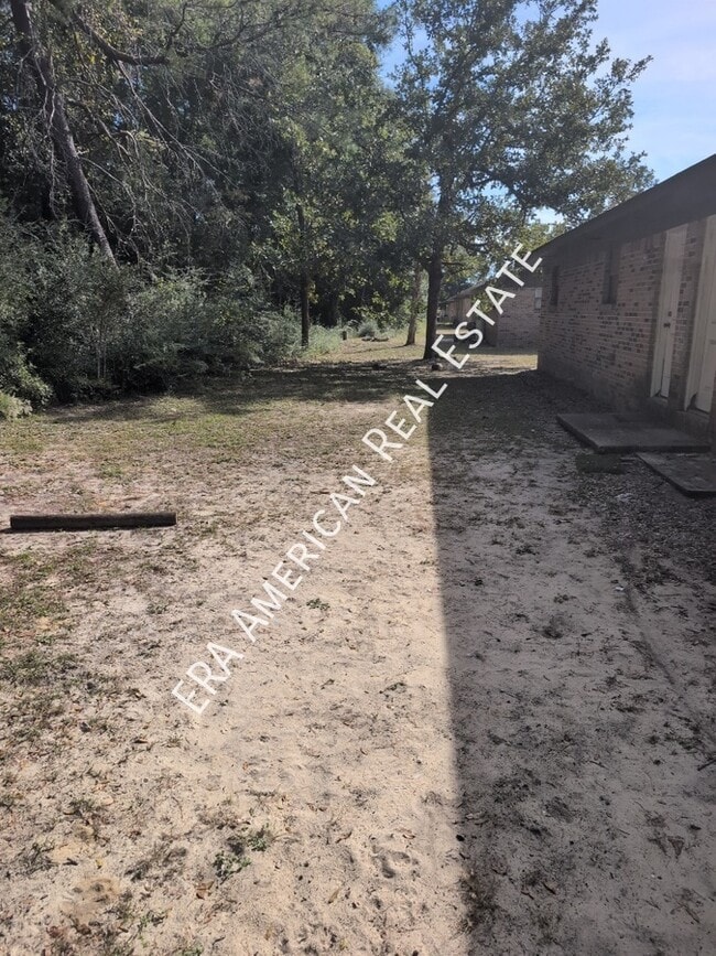 Building Photo - 1120 N 20th St