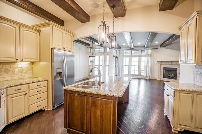 Building Photo - 4605 Willowridge Way