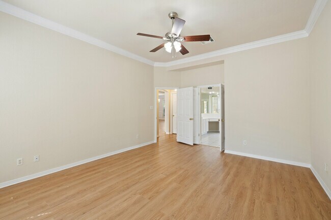 Building Photo - 11505 Leon Grande Cove
