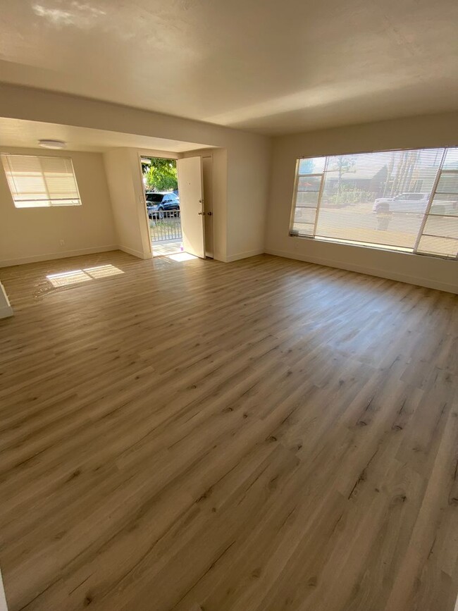 Building Photo - 1815 Talisman Dr