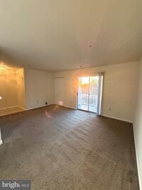 Building Photo - 32 White Pine Cir