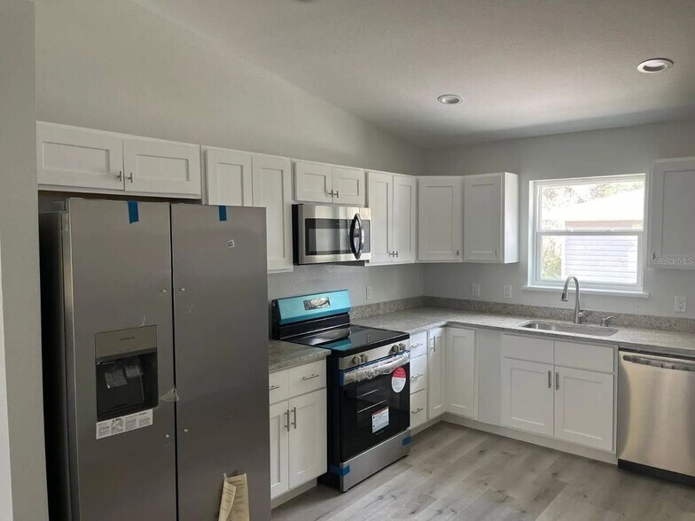 Building Photo - 1742 Magnolia St