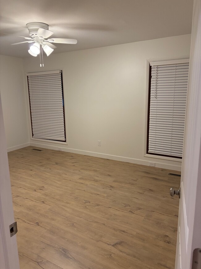 Building Photo - 1411 W Highland St