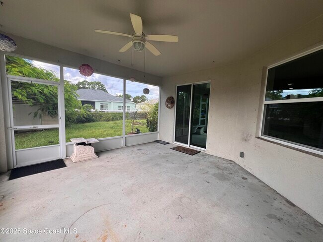 Building Photo - 1458 Deming Dr SE