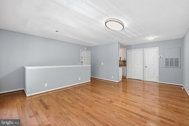 Building Photo - 10703 Hampton Mill Terrace