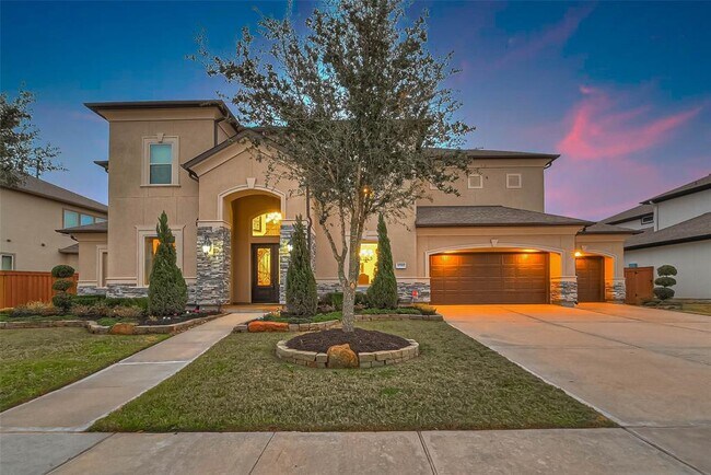 Building Photo - 17519 Galloway Forest Dr