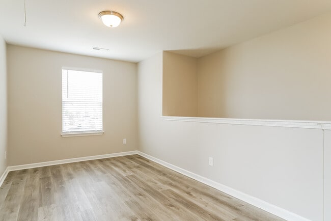 Building Photo - 306 Randolph Dr