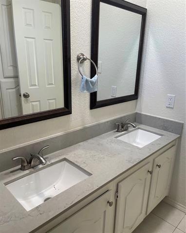 Building Photo - 1505 Mission Ridge Trail