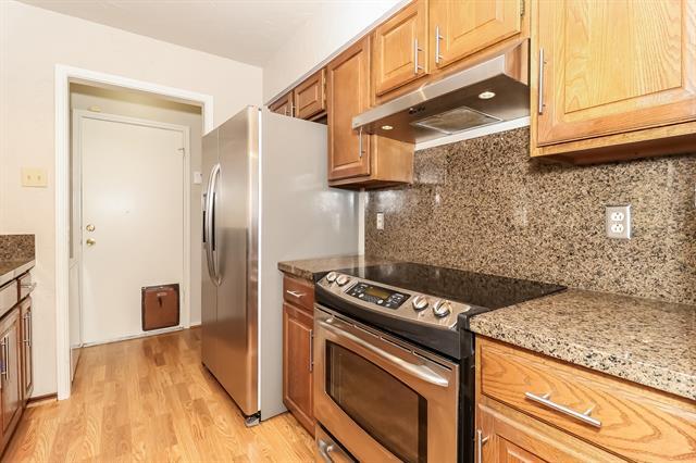 Building Photo - 6308 Winton St