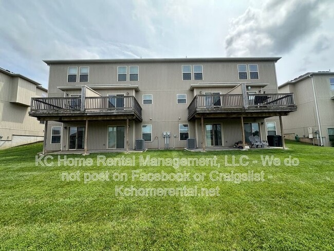 Building Photo - 10540 Kane Dr