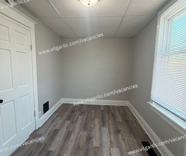Building Photo - 1007 Becker St