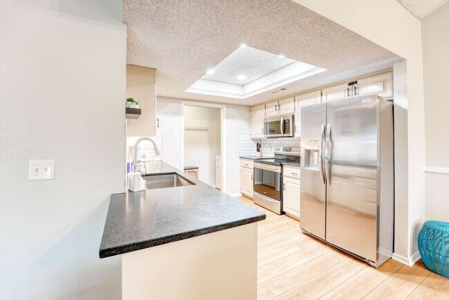 Building Photo - 3204 Cardinal Creek Cir