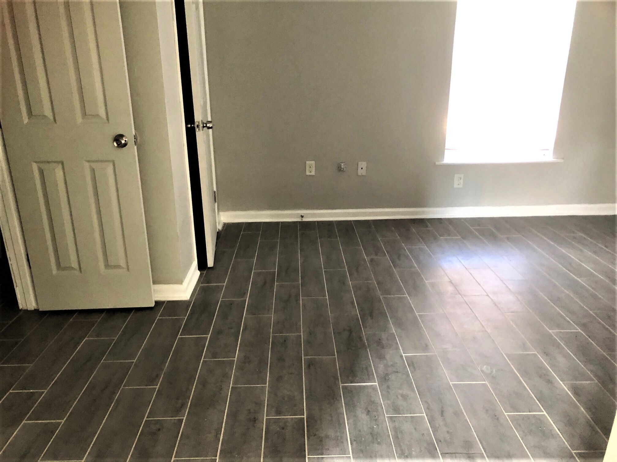 Building Photo - 312 N Chestnut St