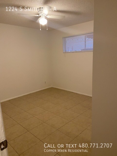 Building Photo - 1224 S Smith Rd