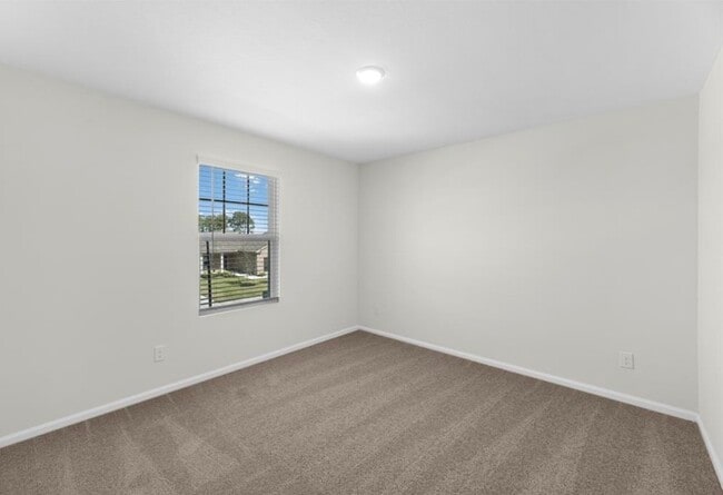 Building Photo - 21544 Rolling Streams Dr