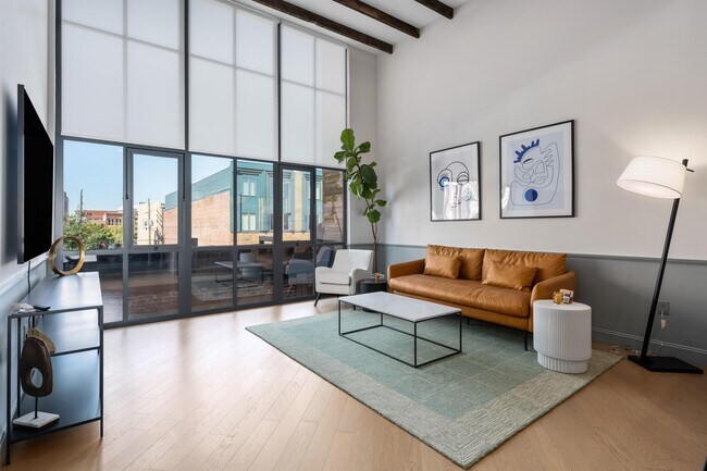 Building Photo - 2212 Morris Ave