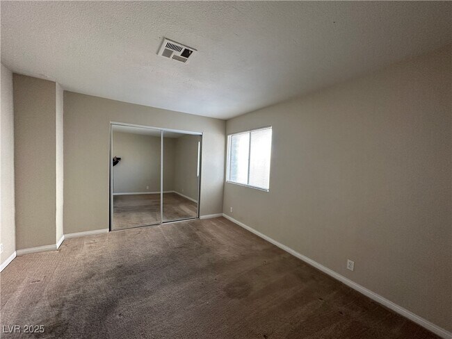 Building Photo - 3151 N Soaring Gulls Dr