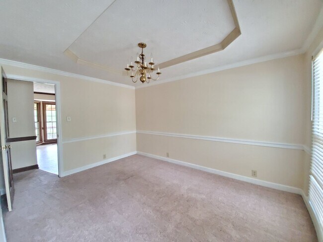 Building Photo - 3508 Gowan Ln