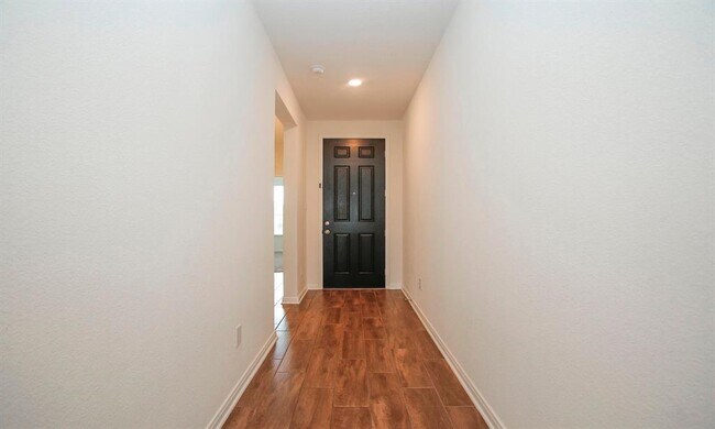 Building Photo - 20622 Teakwood Fields Ln