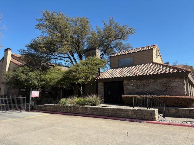 Building Photo - 5757 E University Blvd