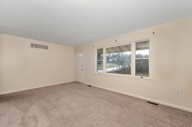 Building Photo - 1405 Conestoga Ct