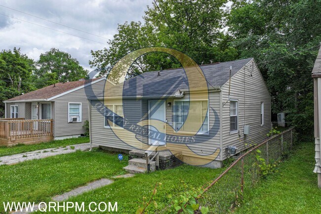 Building Photo - Don't miss your opportunity to make this home yours!