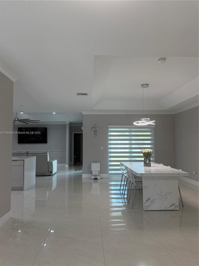 Building Photo - 1718 California