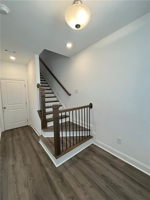 Building Photo - 3191 Bartee Walk
