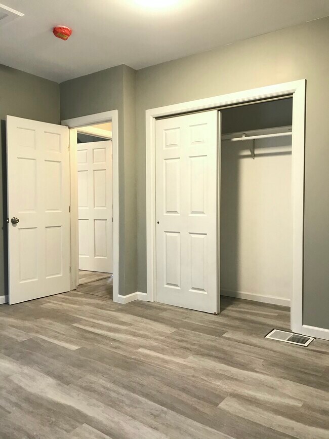 Bedroom 3 - 1246 West Ave