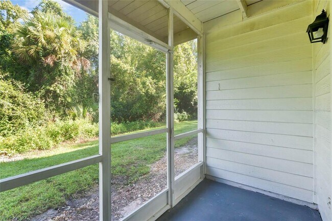 Building Photo - 117 Reserve Cir