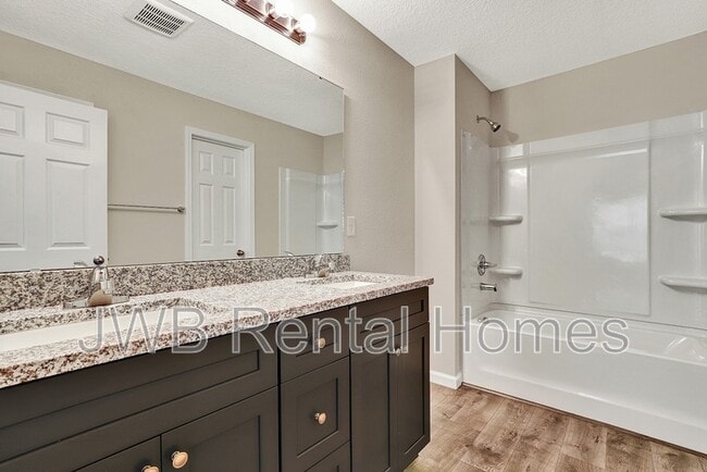 Building Photo - 10514 Monaco Dr