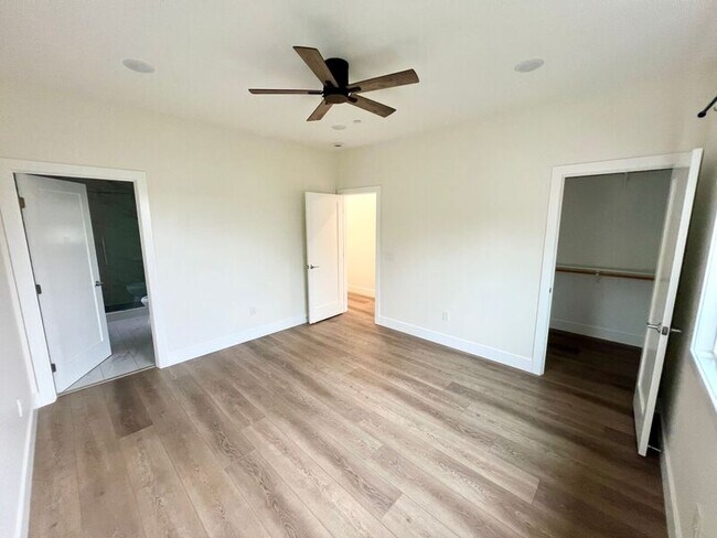 Building Photo - 669 Townsite Dr
