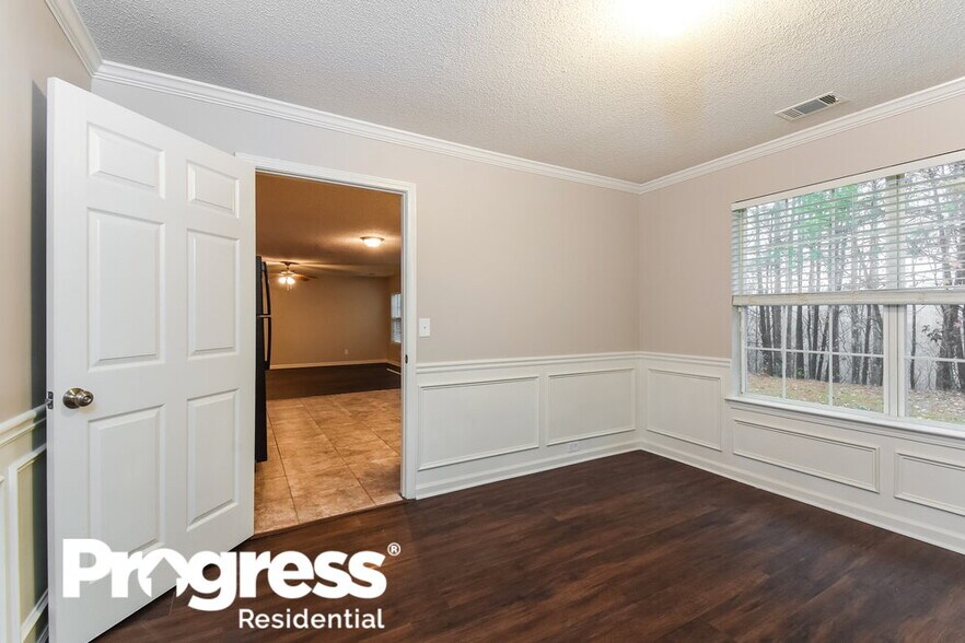 Building Photo - 187 Baywood Crossing