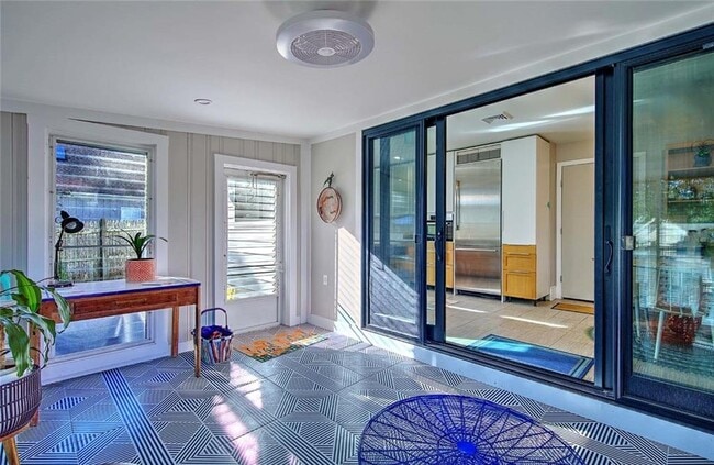 Building Photo - 151 Chace Ave