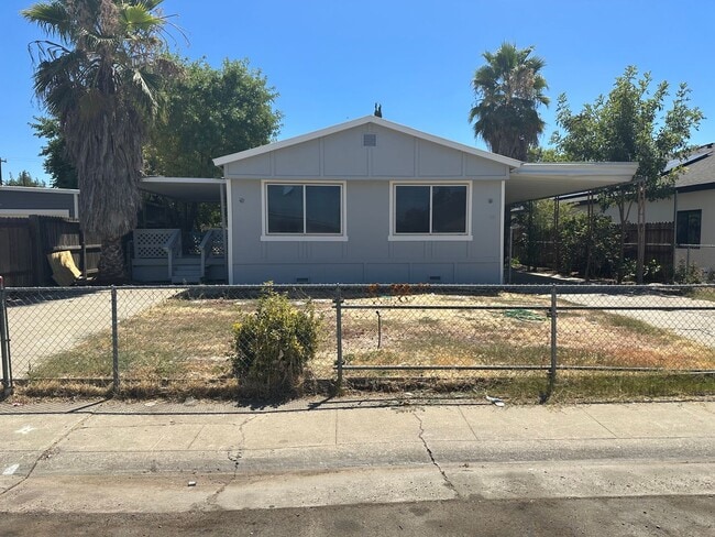 Primary Photo - Remodeled 4 bedroom 2 bath in Rio Linda.