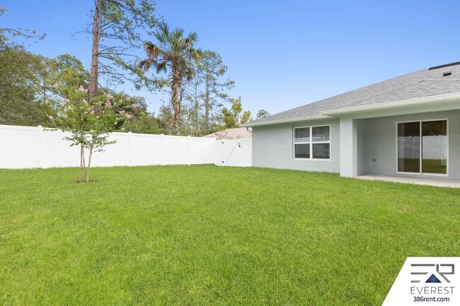 Building Photo - FULLY FENCED, LIKE NEW 3/2/1 TOWNHOUSE ON A CUL DE SAC IN BEAUTIFUL SEMINOLE WOODS